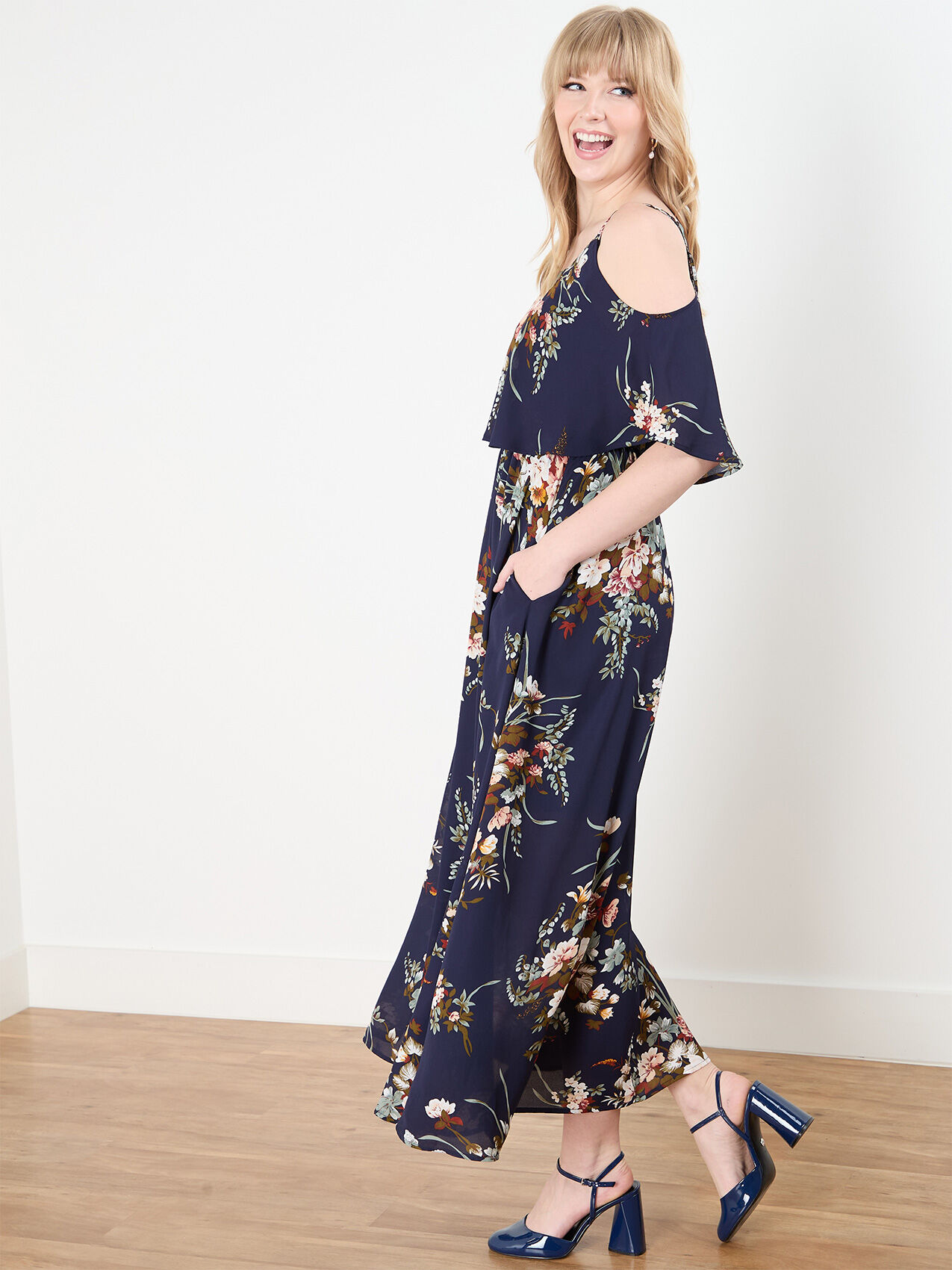 Cold shoulder dress canada cheap