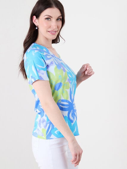 Retro Floral V-Neck Top by GG Collection Image 2