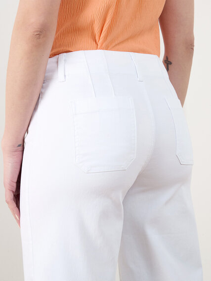 Haylie Wide Crop Jeans in White Image 4