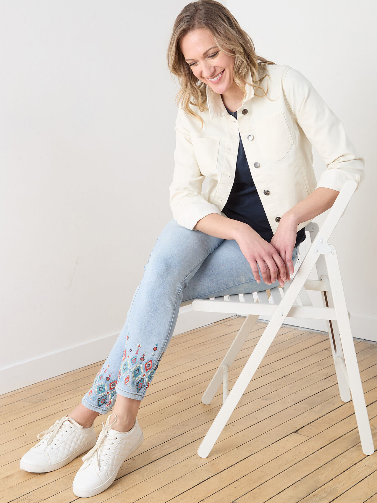 Light Wash Aztec Embroidered Ankle Jeans by GG