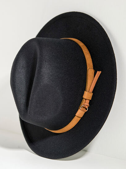 Felt Hat with Faux Suede Hatband