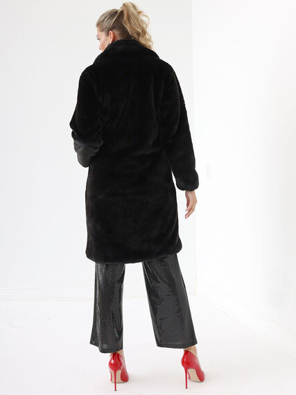 Faux Fur Coat Image 4