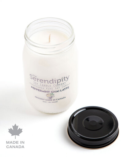 Peppermint Chai Latte Soy Candle Image 1