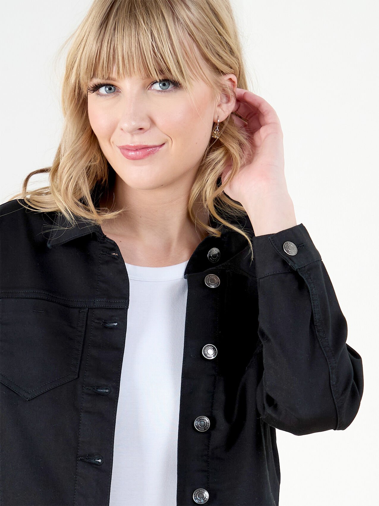 Super cropped black denim jacket store