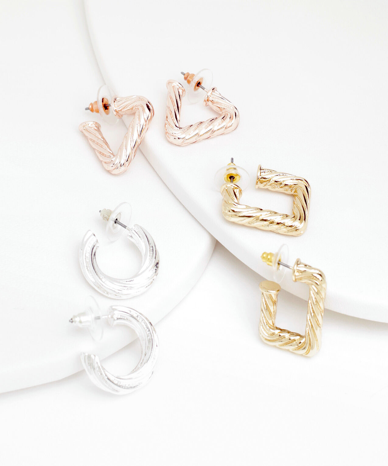 Kit earrings online