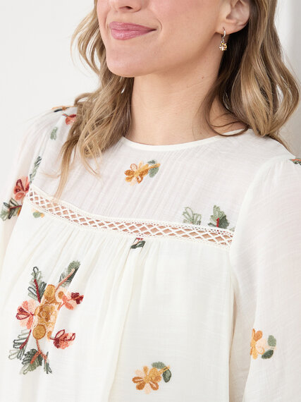 3/4 Sleeve Popover Embroidered Blouse Image 6