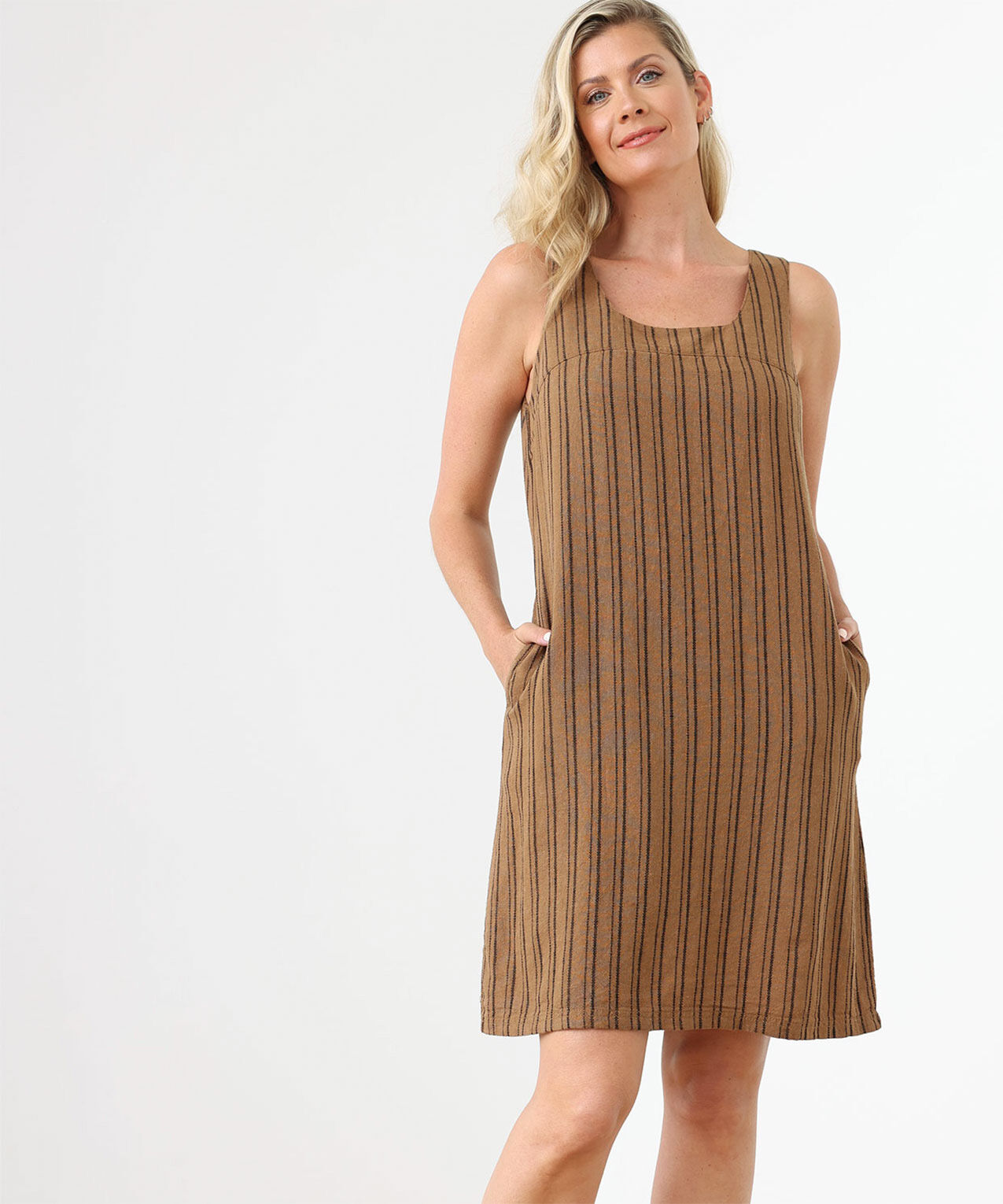 Low Impact Linen Shift Dress