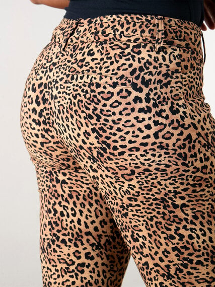 Leah Straight Ankle Pant in Leopard Print Image 4