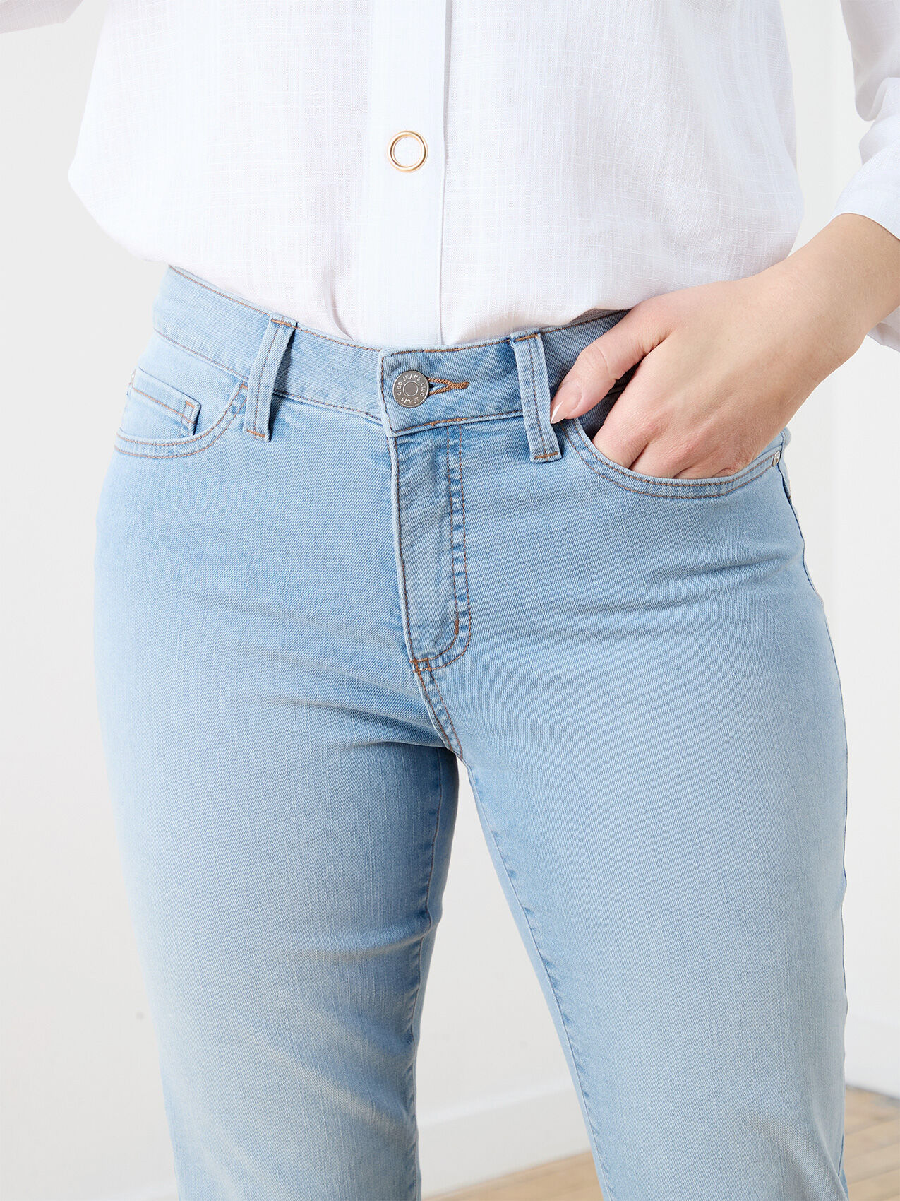 Lightweight jean capris online