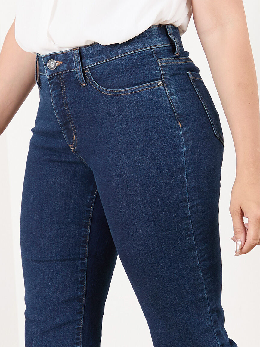 Women s Petite Jeans at Cleo Canada