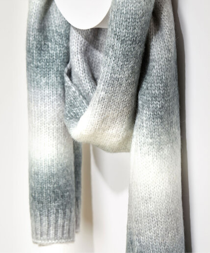Ombre Knit Scarf Image 2