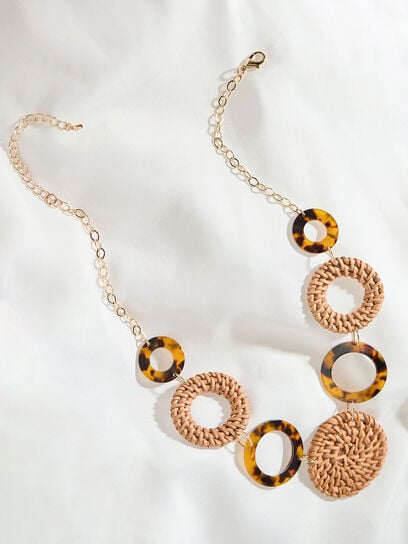 Tortoiseshell Ring and Woven Disc Short Gold Necklace