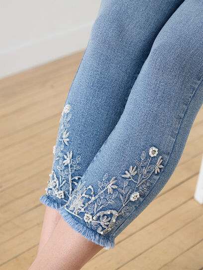 Embroidered Pull On Crop Jean
