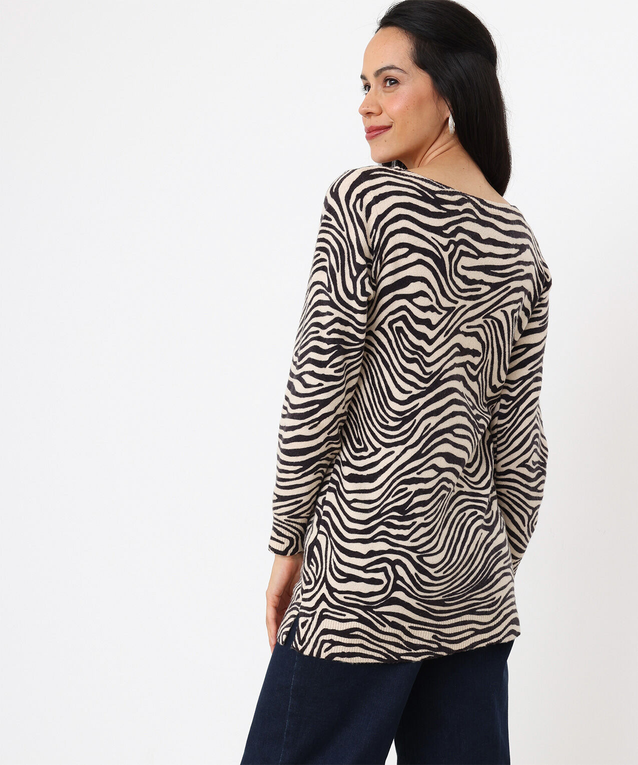 Petite Long Sleeve Animal Print Sweater Cleo 4000008666