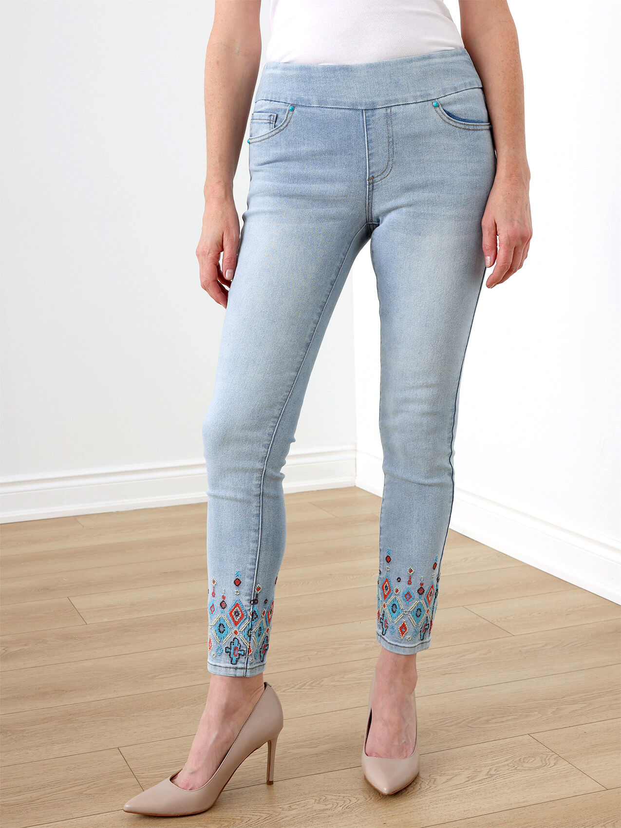 Light Wash Aztec Embroidered Ankle Jeans by GG