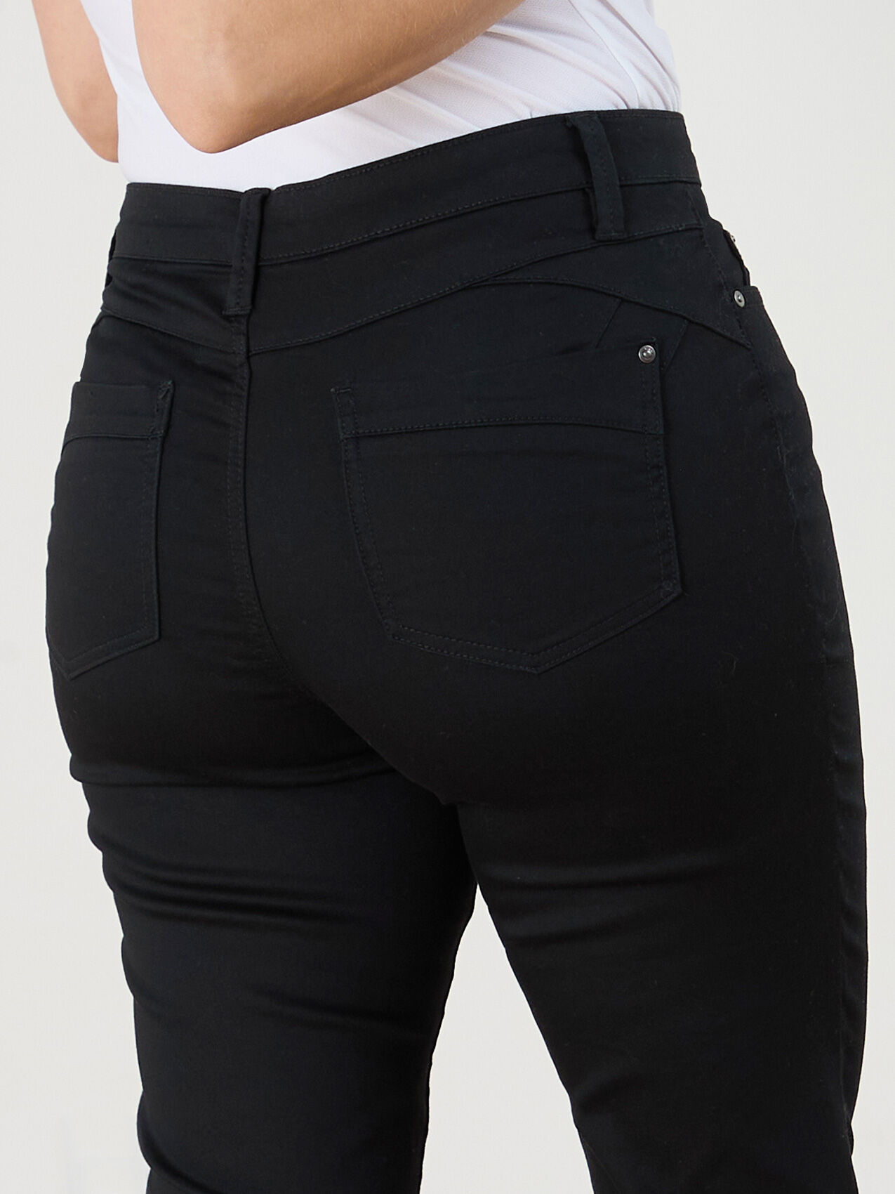 Black skinny capri pants sale
