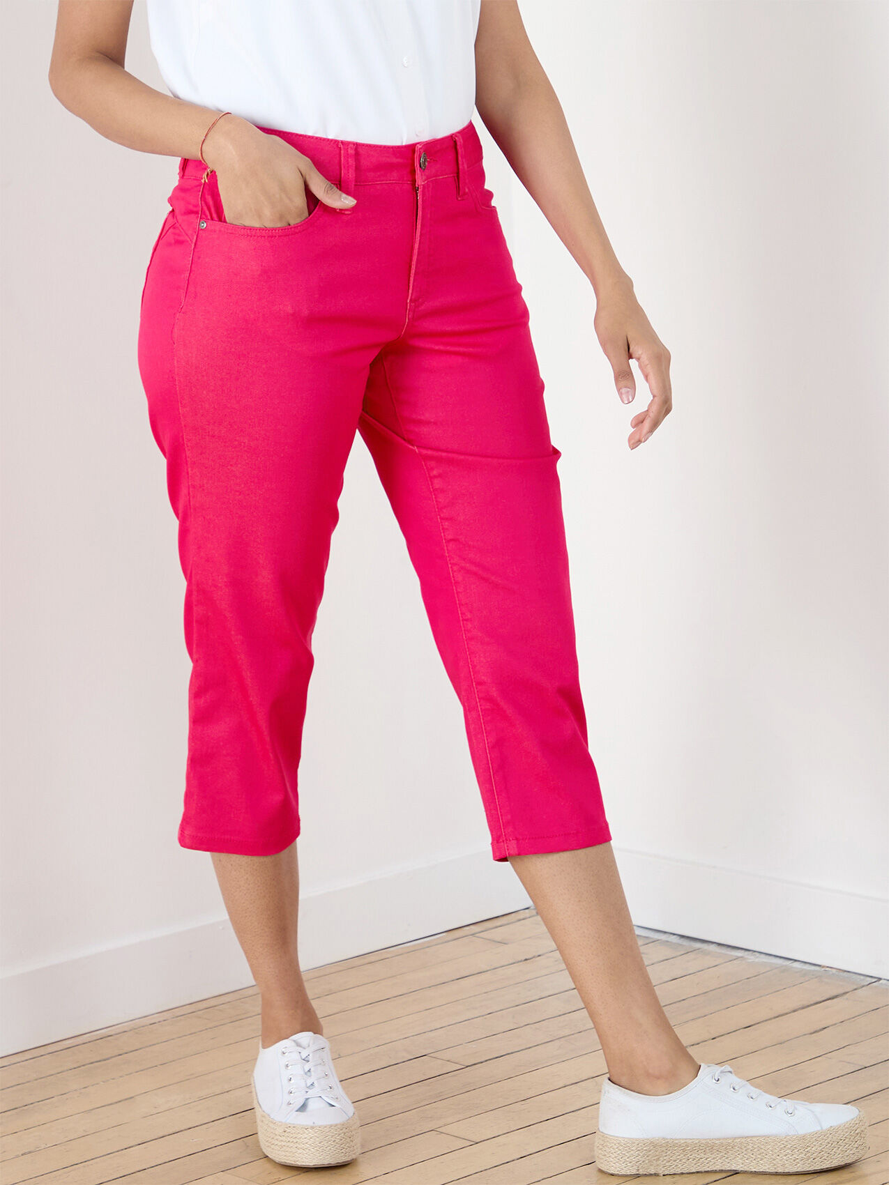 Petite Lilly Slim Pink Denim Capri Cleo 4000009771