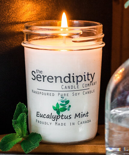 Eucalyptus & Mint Soy Candle Image 2