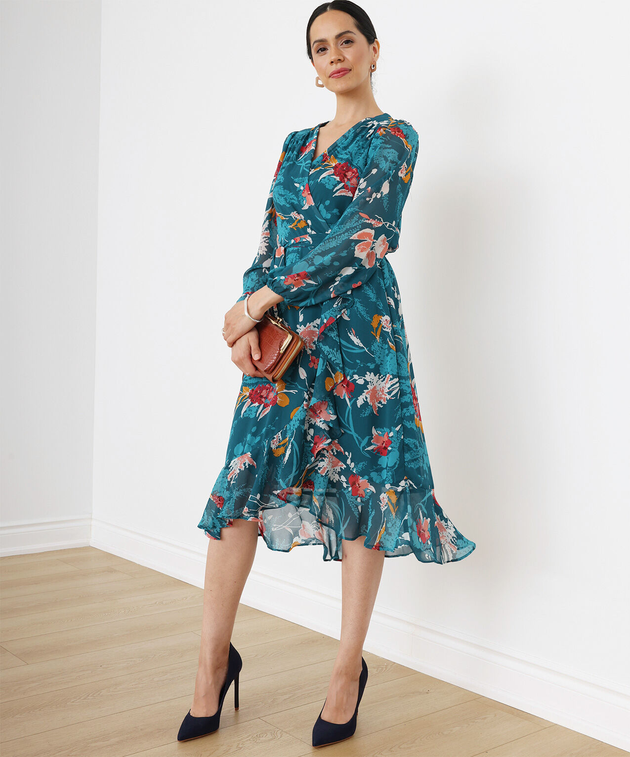 Luxology dresses online