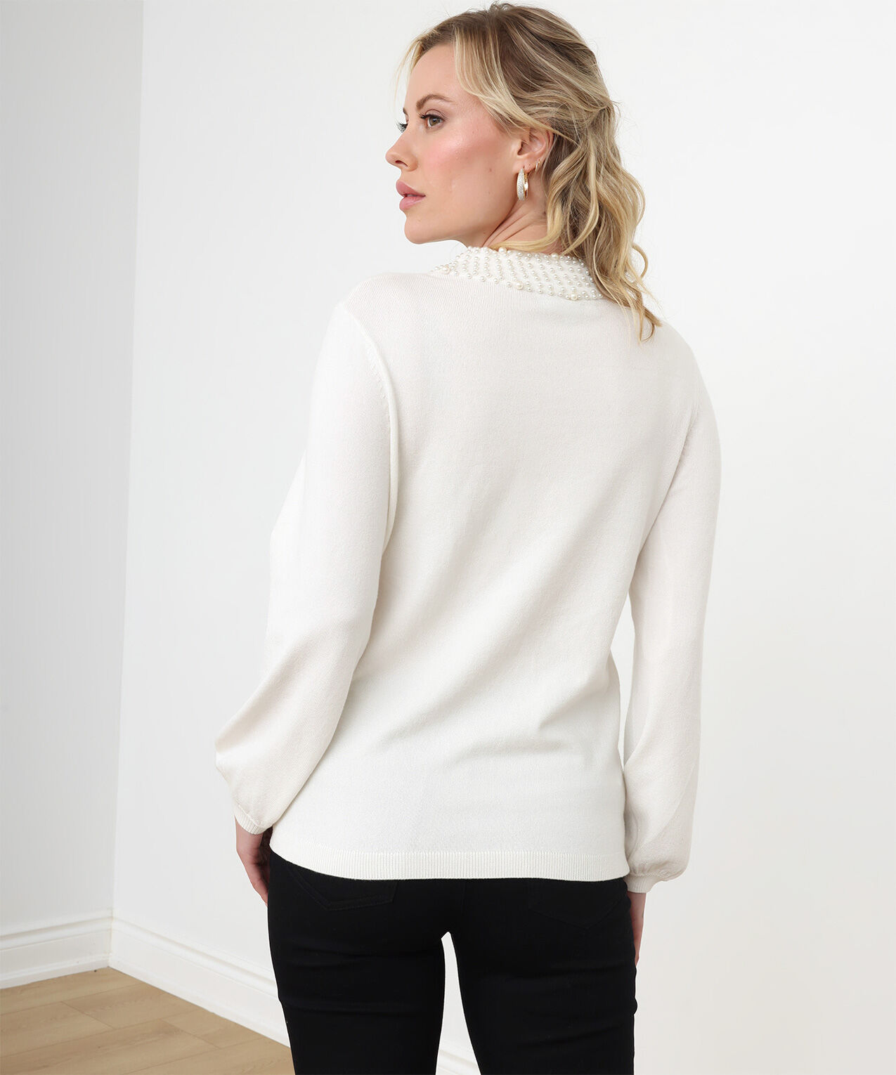 Petite Pearl Neck Pullover Sweater Cleo 4000008739