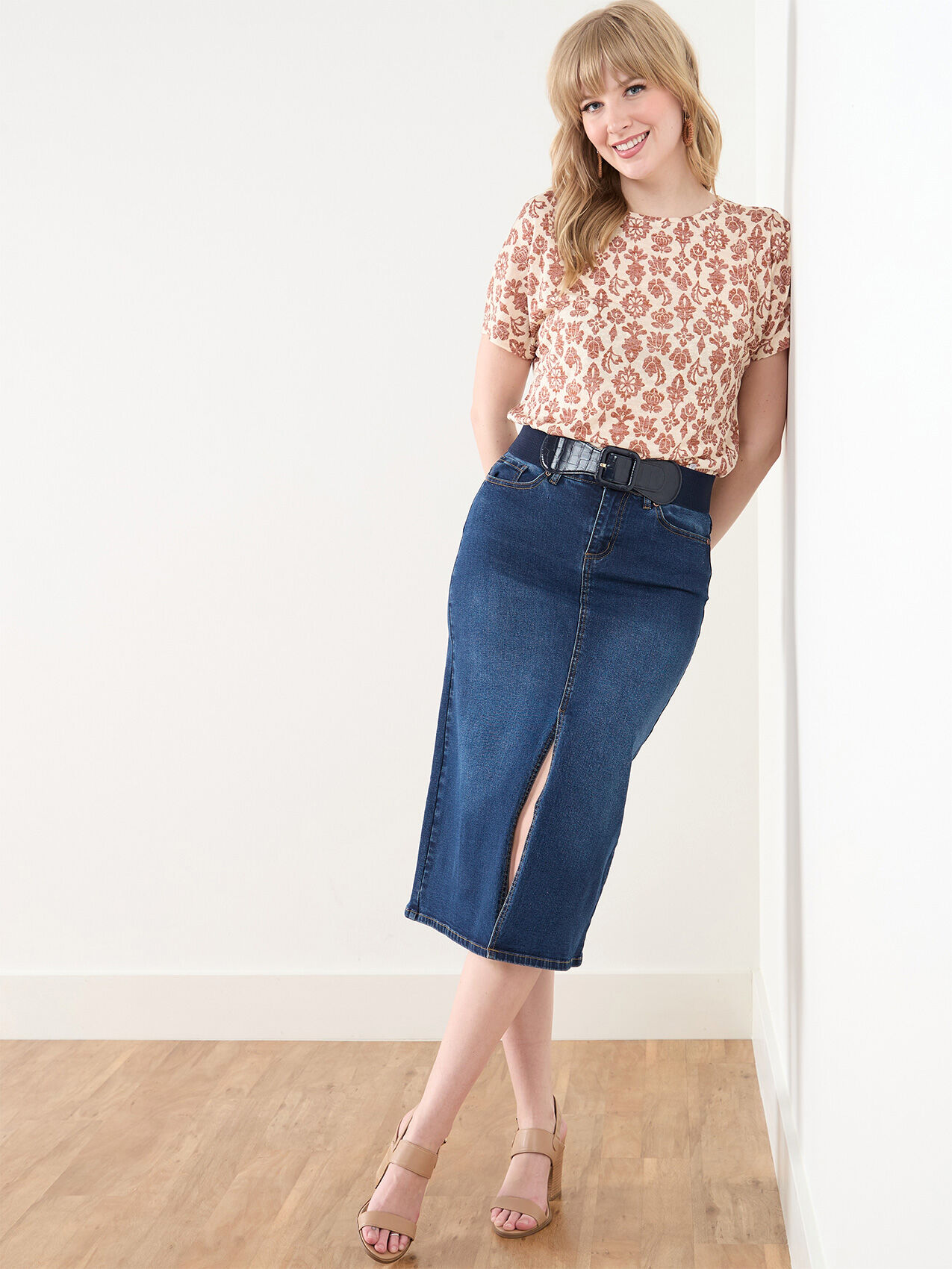Dark wash high waisted denim skirt 2025