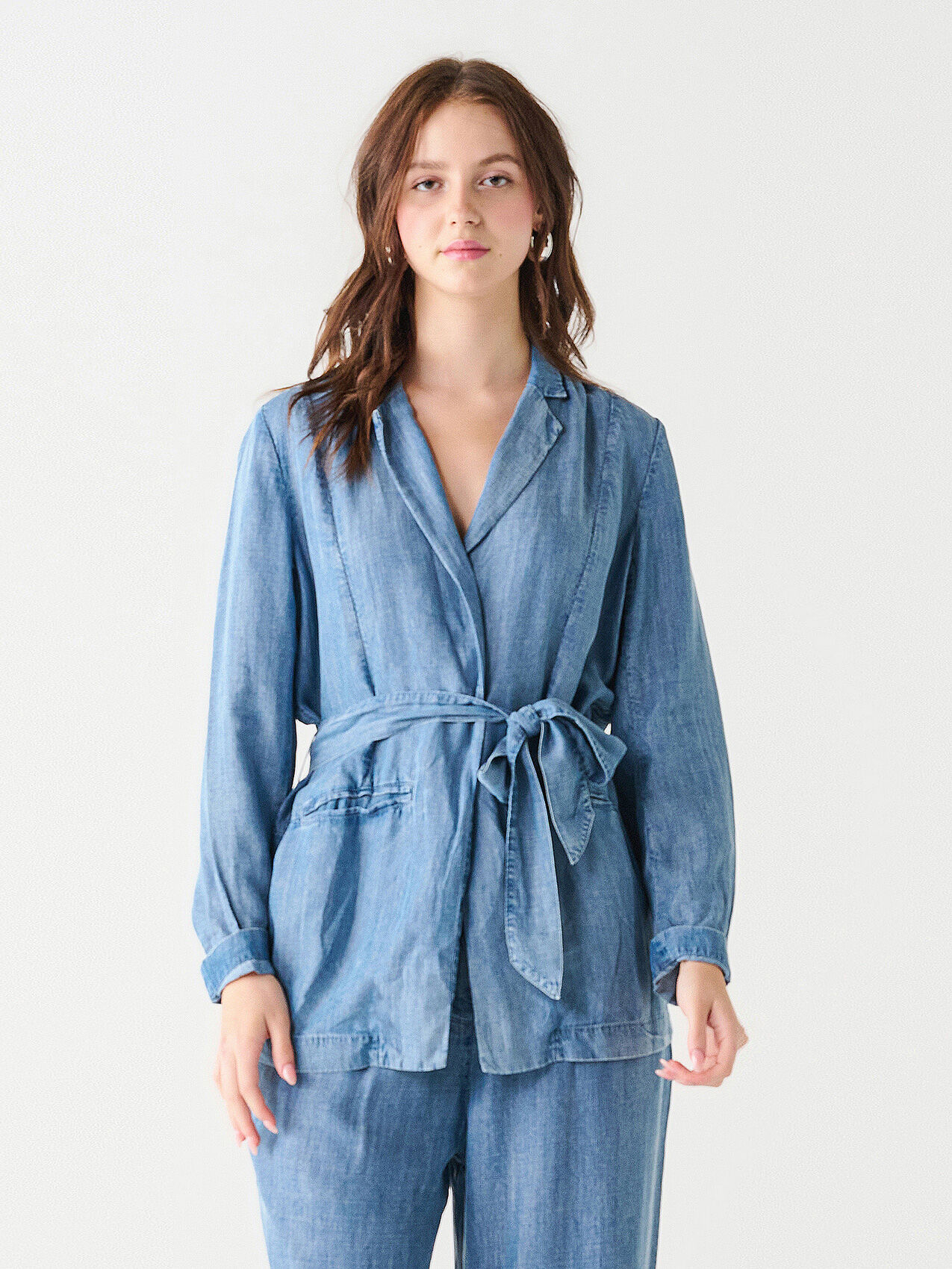 Black Tape Chambray Drapey Belted Blazer DNM S