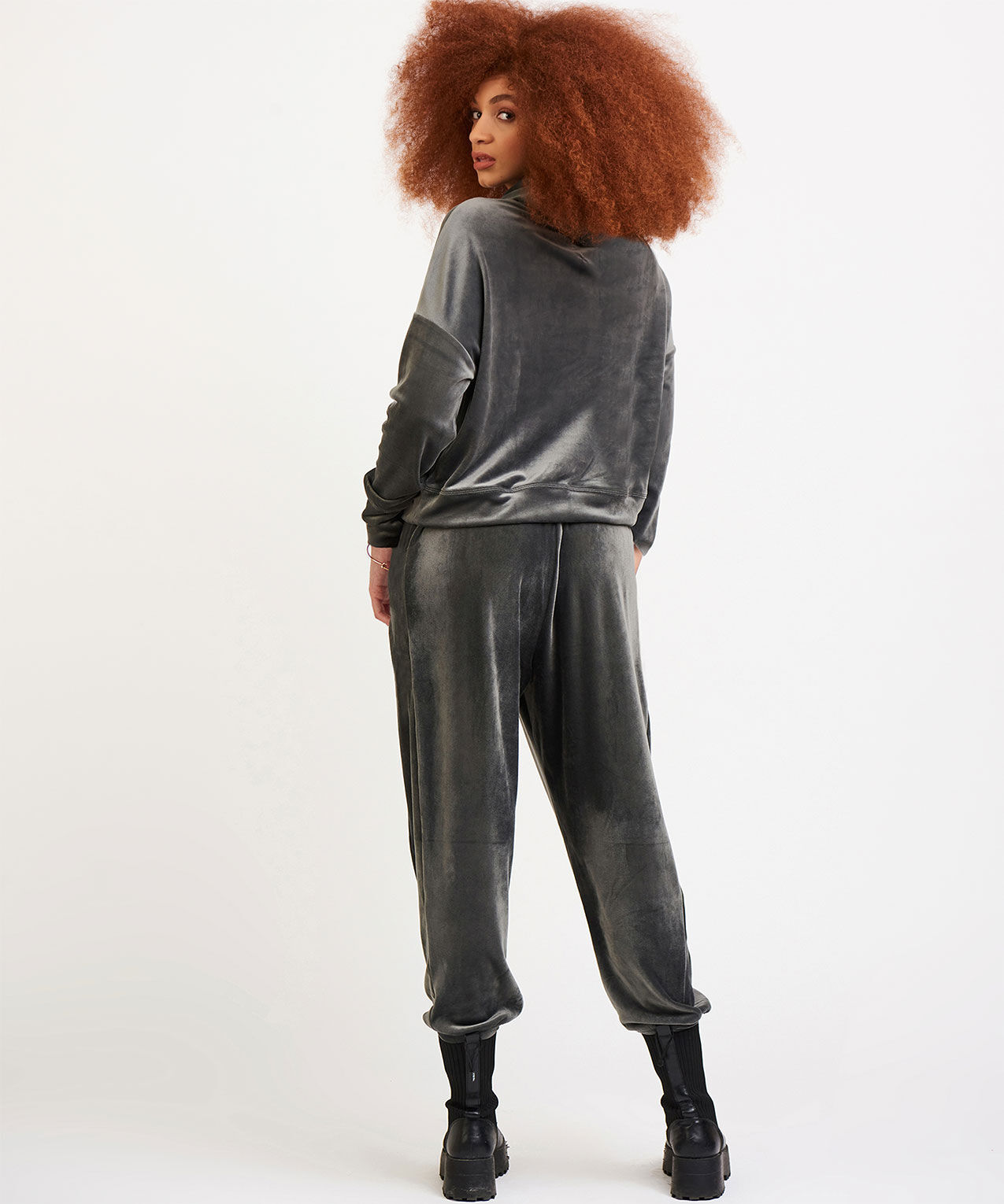 Dex Drop Shoulder Velour Hoodie Cleo 4000005204 Dex Drop Shoulder Velour Hoodie Cleo 4000005204