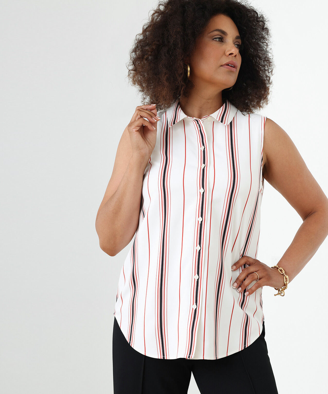 Sleeveless Button-Up Collared Blouse