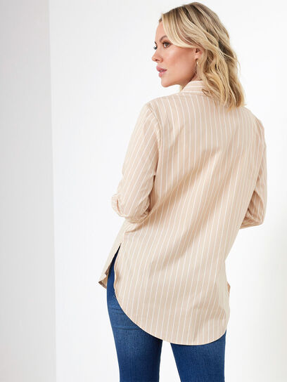 Petite Long Sleeve Collared Cotton Relaxed Fit Shirt