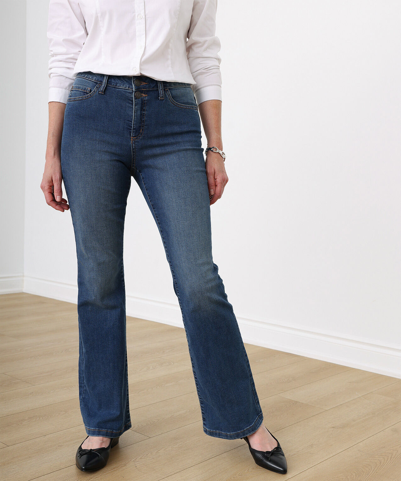 Low Impact Flare Leg Jean