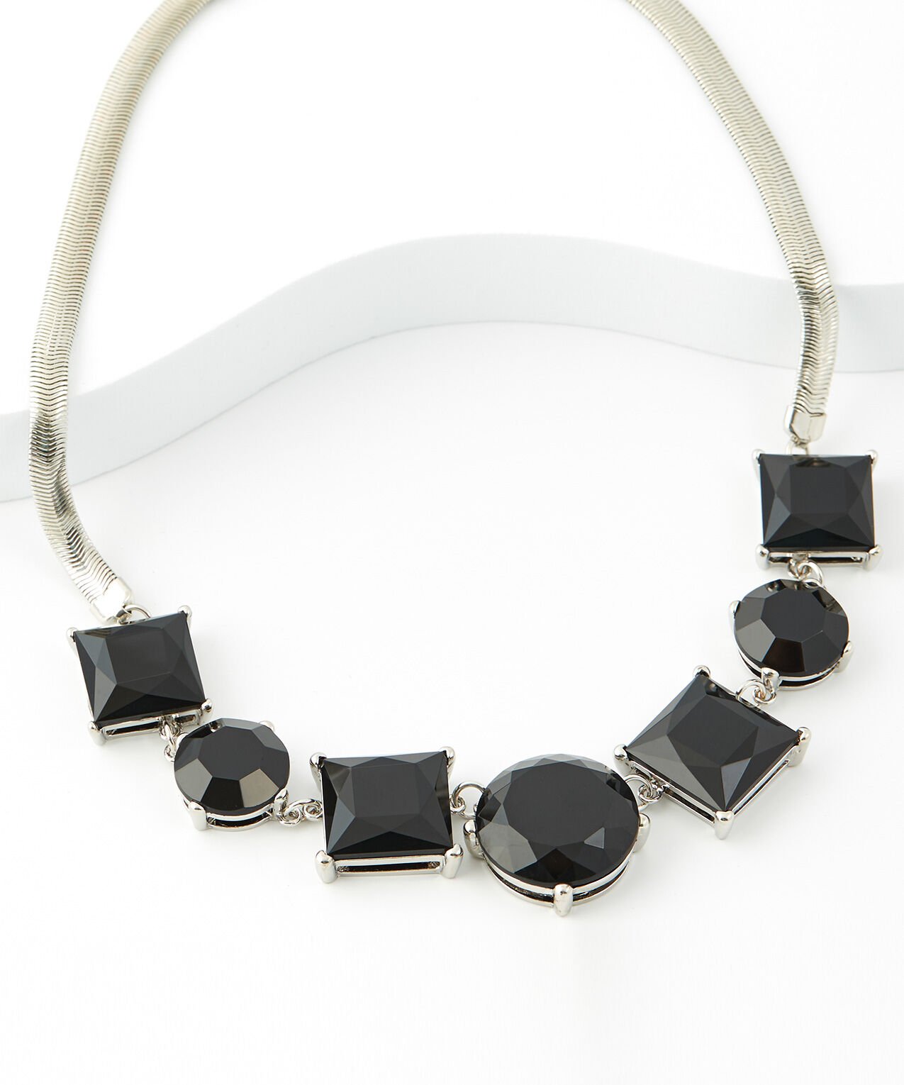 Short Faceted Stone Statement Necklace