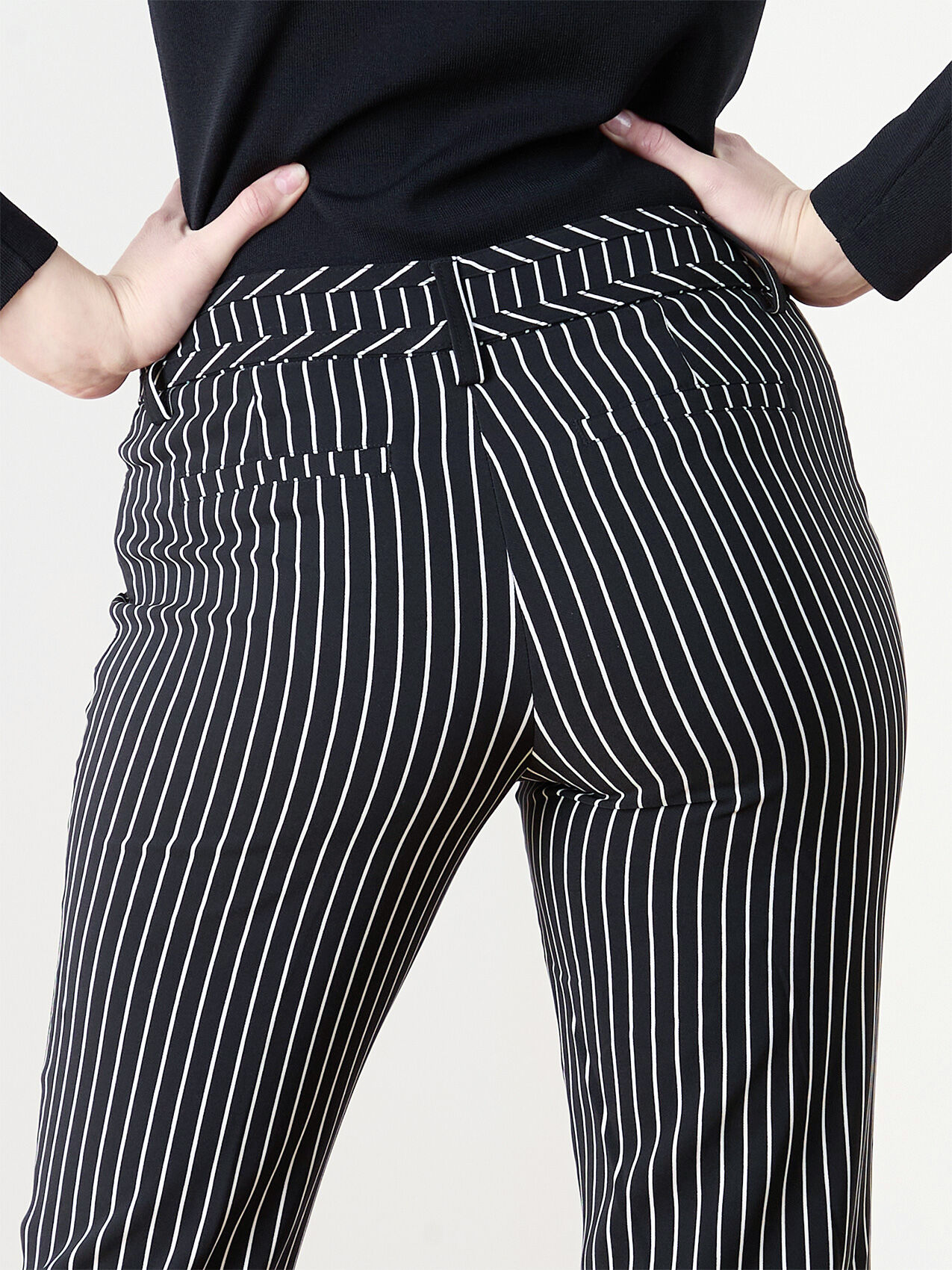 Leah Straight Striped Ankle Pant Cleo 4000009321