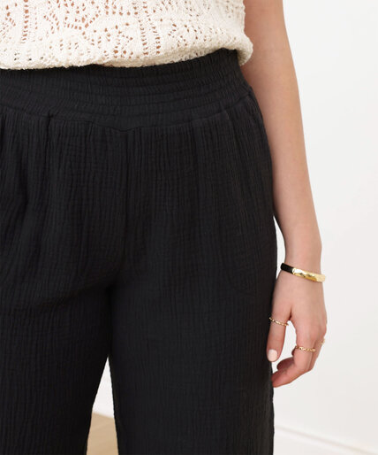 Low Impact Textured Pull-On Crop Pant Image 4