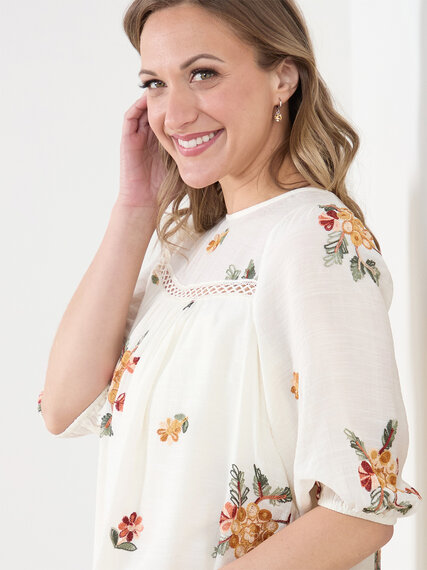 3/4 Sleeve Popover Embroidered Blouse Image 1