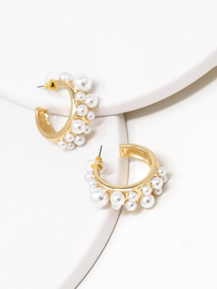 Small Gold Hoop Earrings with White Pearls Image 1