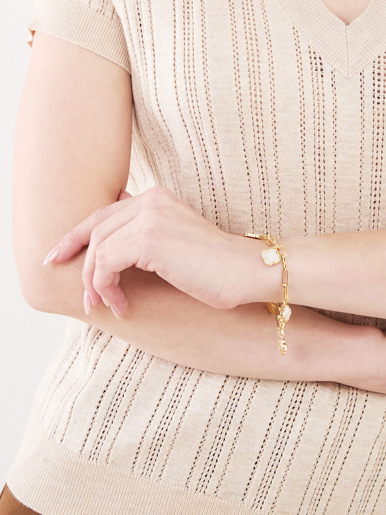 Mother of pearl clover bracelet best sale