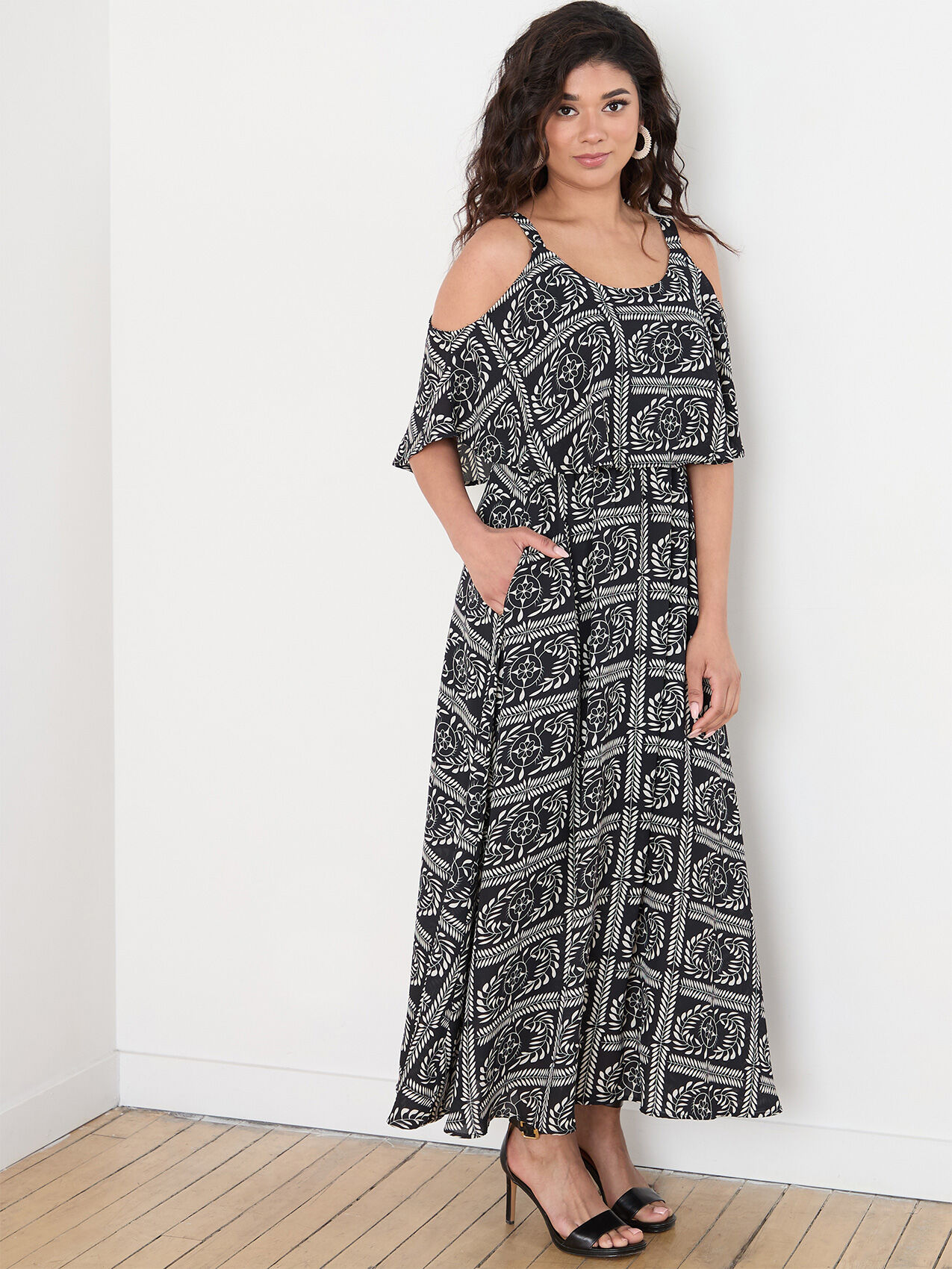 Petite Crepe de Chine Cold Shoulder Maxi Dress Cleo 4000010144