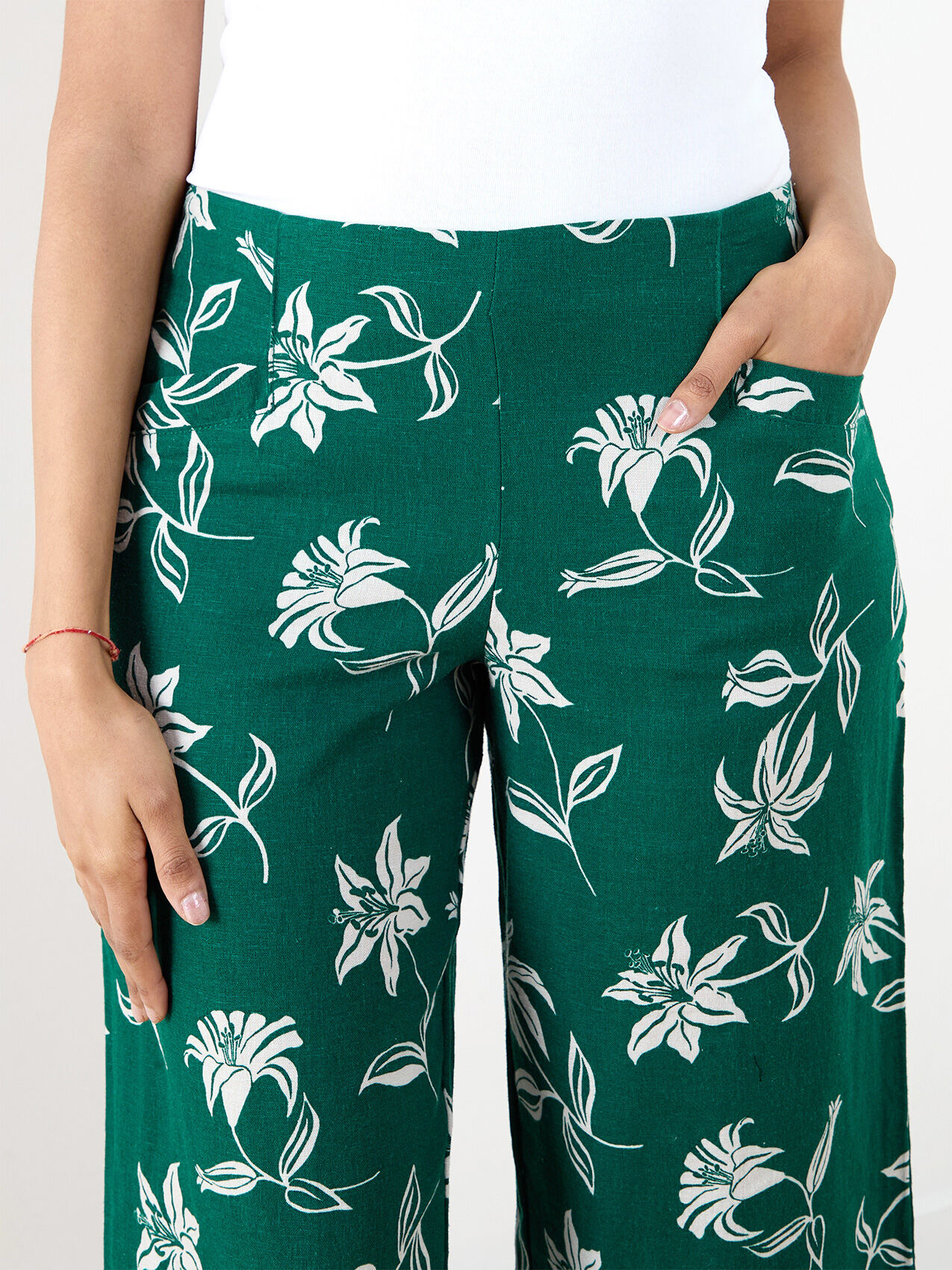 Petite Tonia Wide Leg Linen Crop Pant