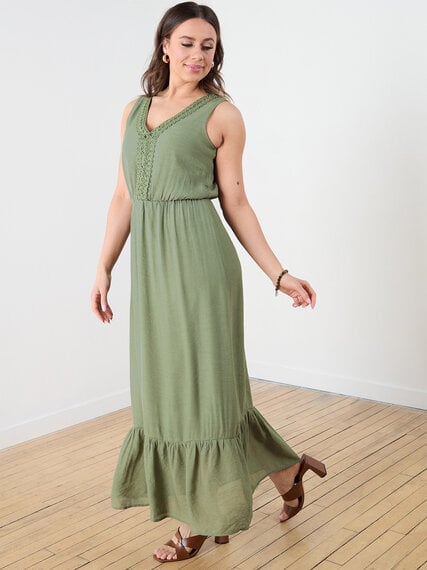 Sleeveless Maxi Dress with Lace Neck Detail by Luxology Image 4