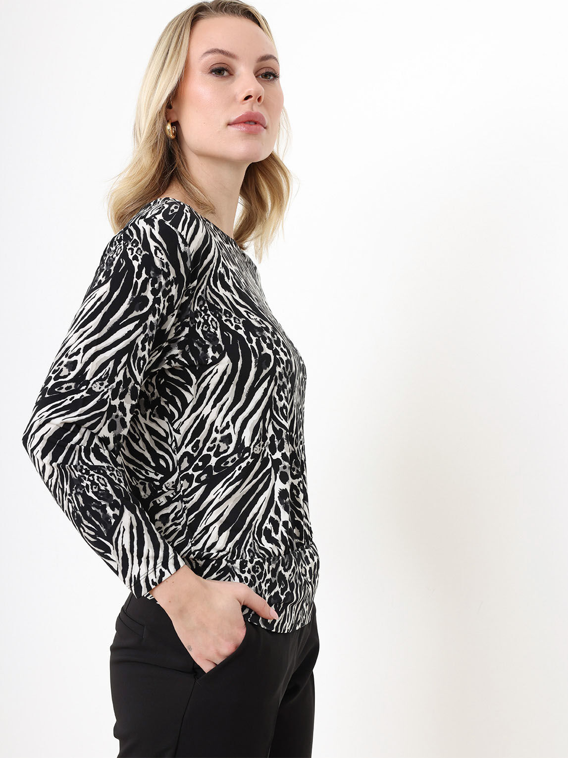 Women's banded bottom long sleeve tops outlet