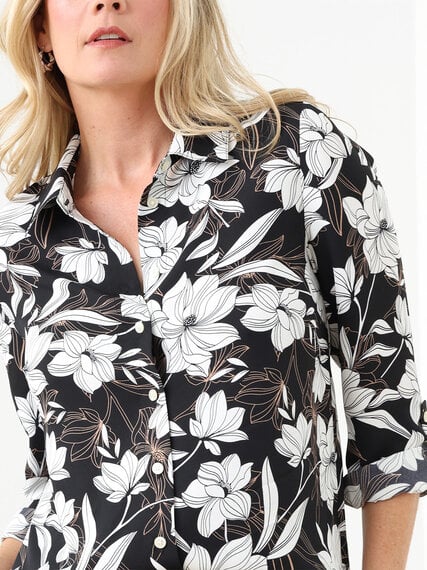 Crepe Relaxed Fit Collared Blouse	 Image 6