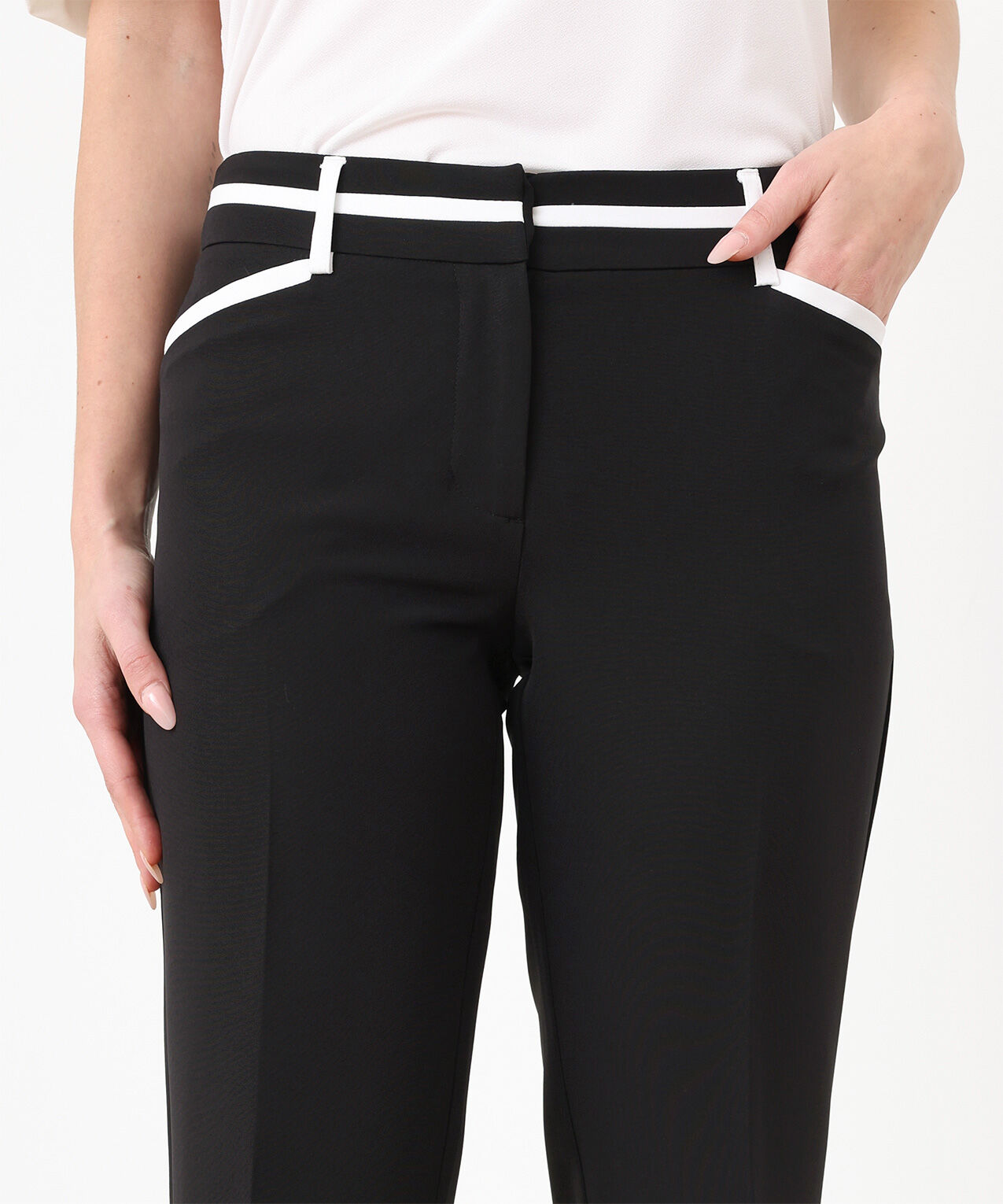 Straight Black Pant with White Tipping Cleo 4000009256