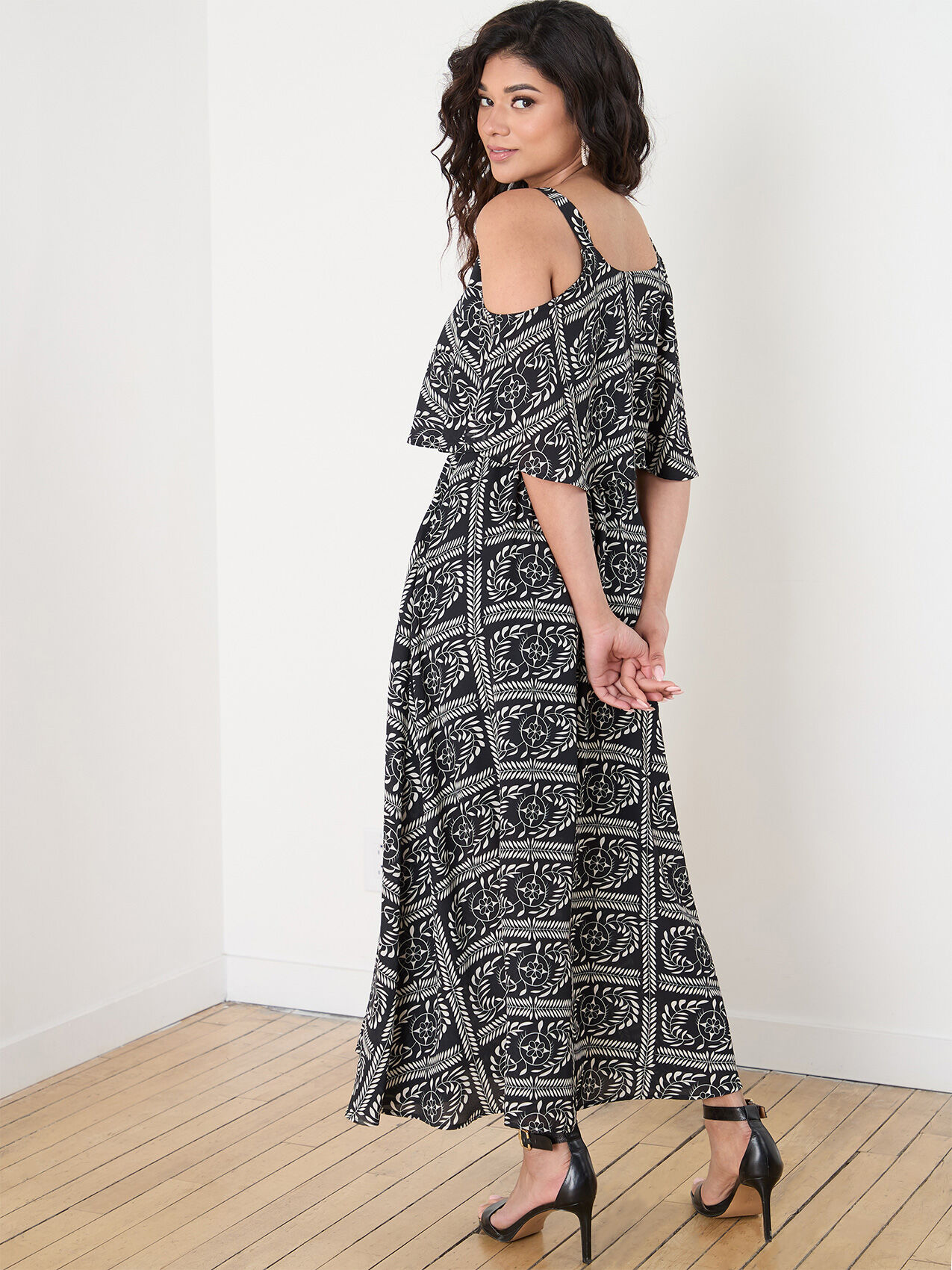 Petite Crepe de Chine Cold Shoulder Maxi Dress Cleo 4000010144