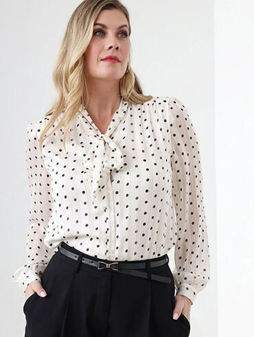 Cleo Clothing Canada - Women's Tops, Pants, Blazers, Dresses and more