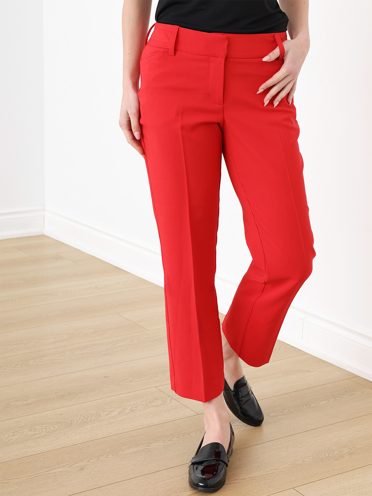 Leah Straight Ankle Pant